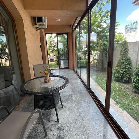 Ami Residence Bucharest Airport,Therme&Free Parking โอโตเปนี ภายนอก รูปภาพ