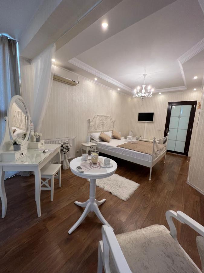 Ami Residence Bucharest Airport,Therme&Free Parking โอโตเปนี ภายนอก รูปภาพ