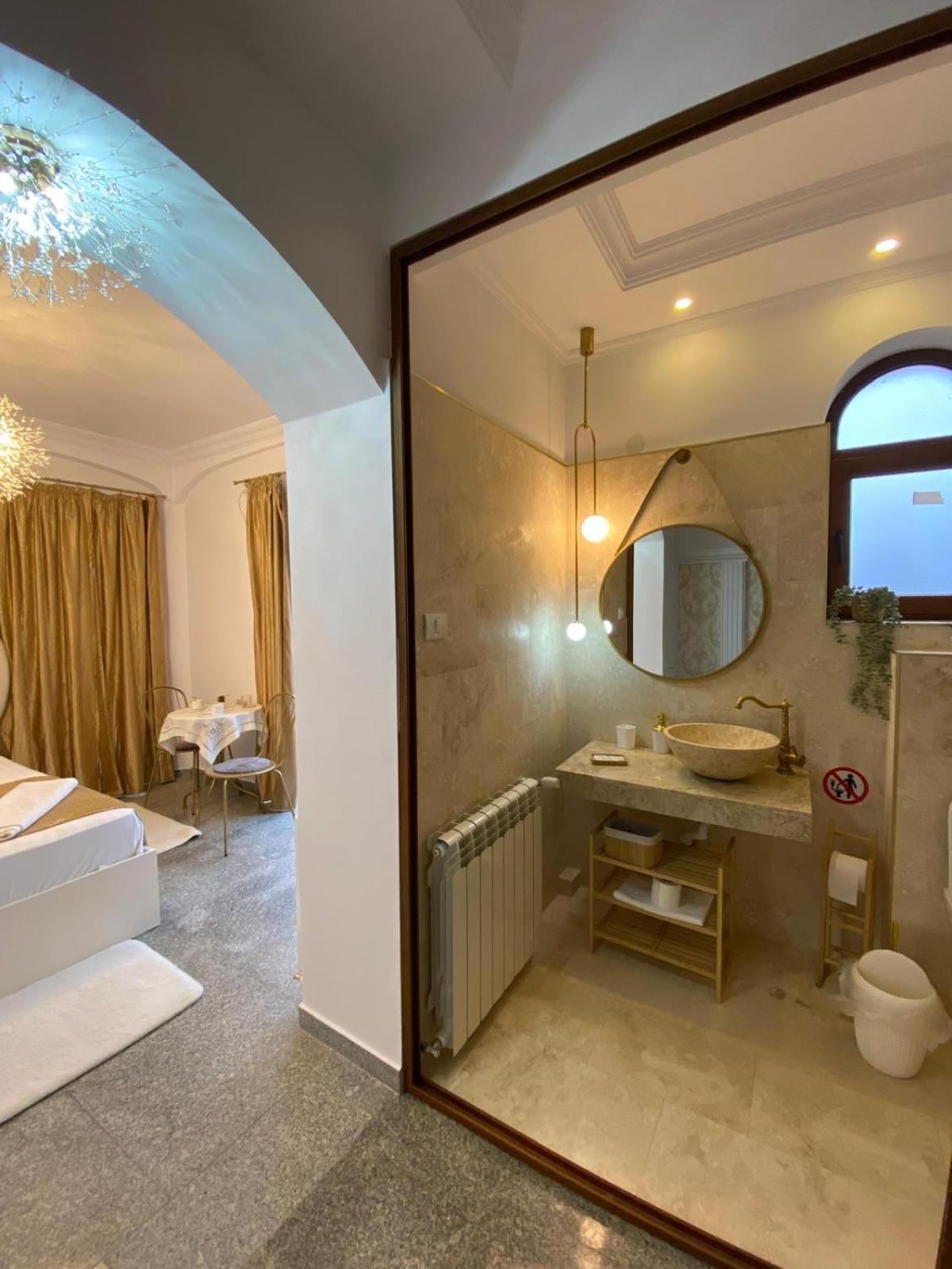 Ami Residence Bucharest Airport,Therme&Free Parking โอโตเปนี ภายนอก รูปภาพ